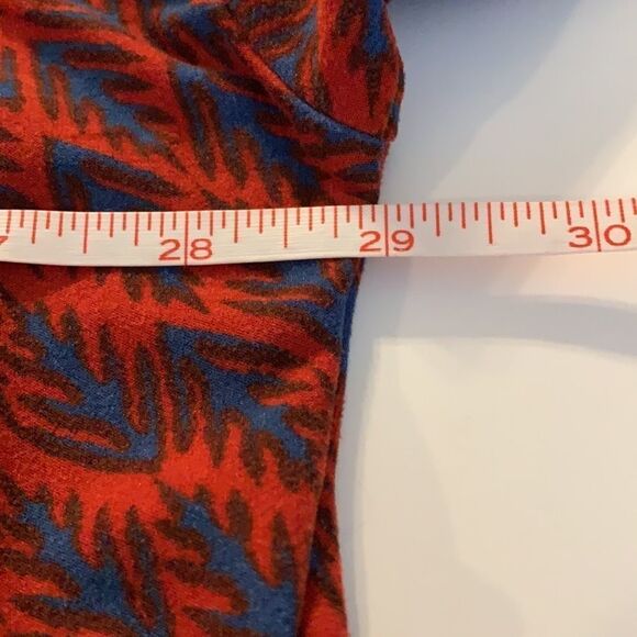 Lularoe Hi Lo Dress Mid Length Sleeves Scoop Neck Soft Fabric EUC - Picture 7 of 9